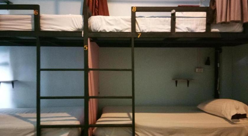 The 25 Hostel Hat Yai Esterno foto