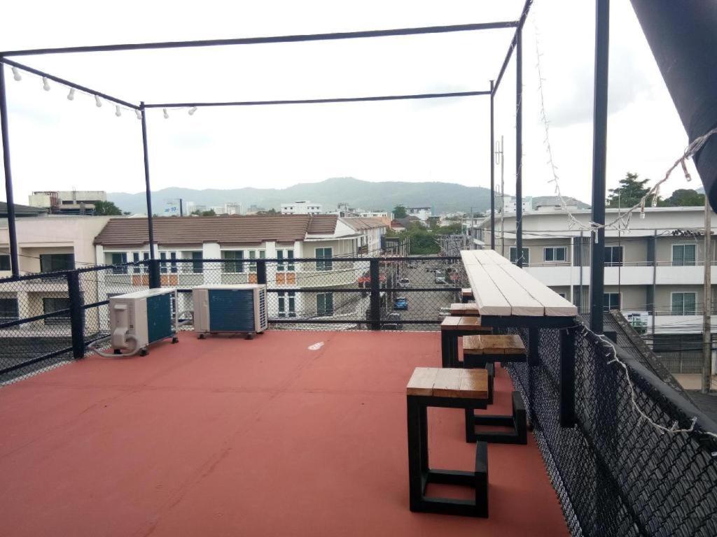 The 25 Hostel Hat Yai Esterno foto